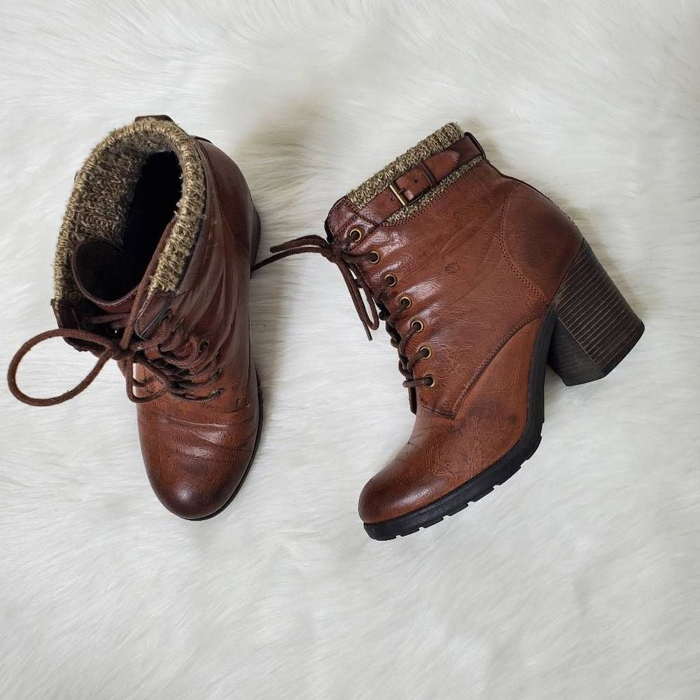 MIA women's lace up Brown ankle boots Size 8.5